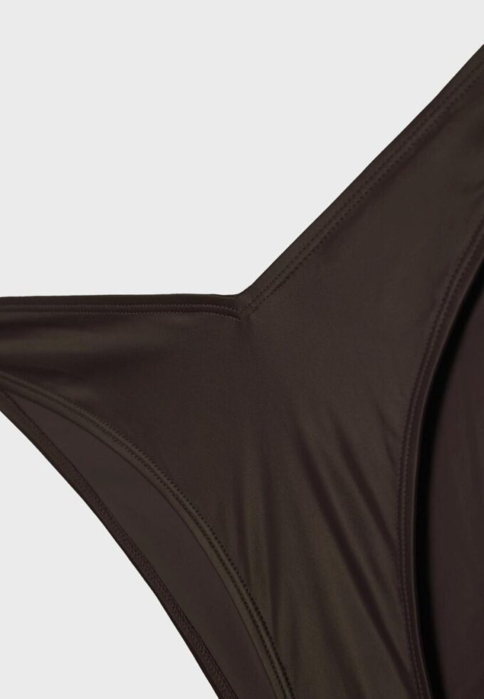 Articole de bază de brazilian bikini din satin simplu Articole de bază de brazilian bikini din satin simplu