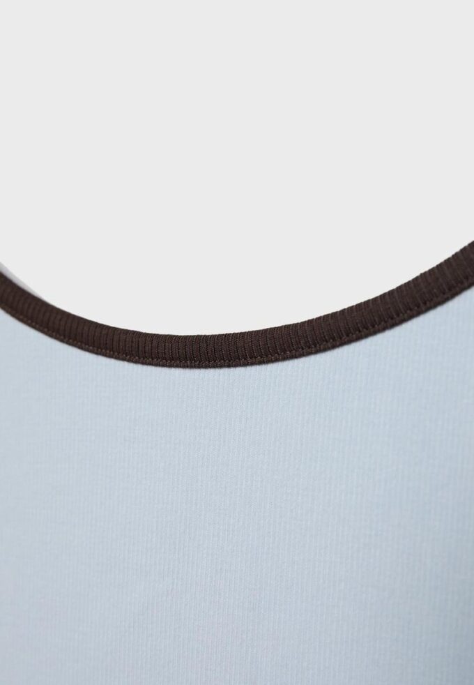 B07 Topuri cu bretele din tricot cu nervuri B07 Topuri cu bretele din tricot cu nervuri