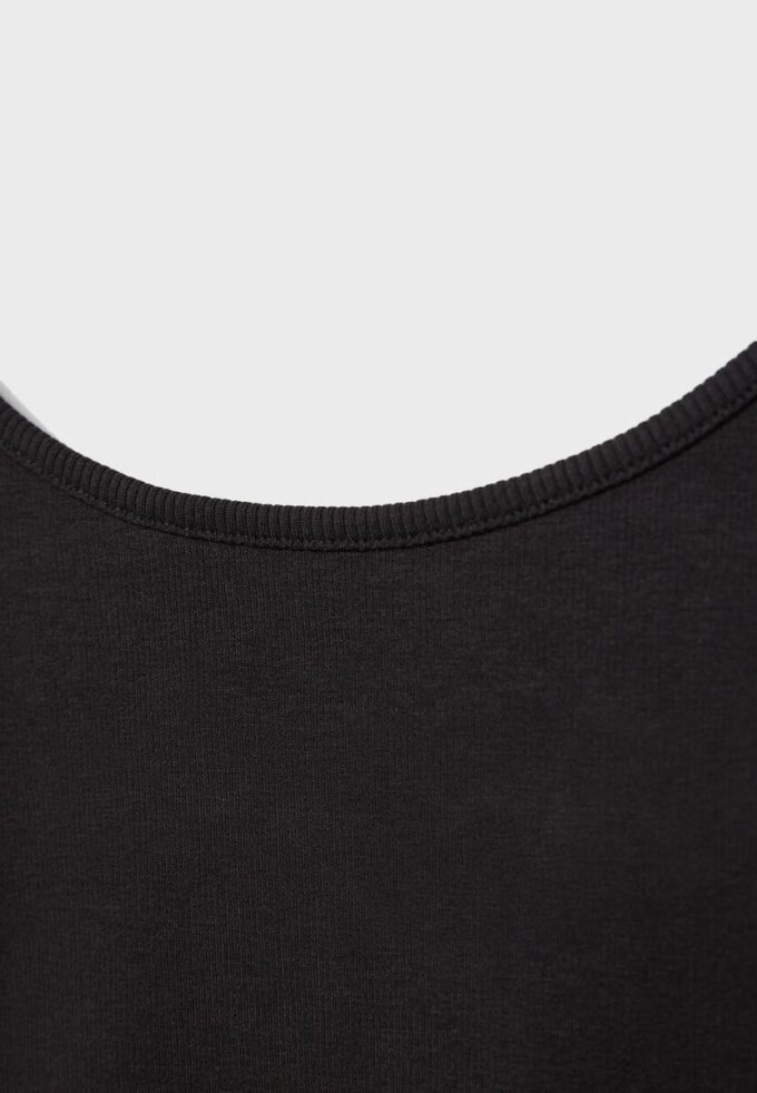 B07 Topuri cu bretele din tricot cu nervuri B07 Topuri cu bretele din tricot cu nervuri
