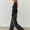 Blugi cu talie joasă și croi Wide Leg Blugi cu talie joasă și croi Wide Leg