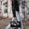 Blugi cu talie joasă și croi Wide Leg, cu strasuri