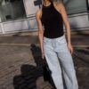 Blugi cu talie joasă și croi Wide Leg, cu strasuri