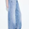 Blugi cu talie joasă și Wide Leg, cu nasture cu bijuterie Blugi cu talie joasă și Wide Leg, cu nasture cu bijuterie