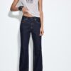 Blugi D92 cu croi drept și Wide Leg Blugi D92 cu croi drept și Wide Leg