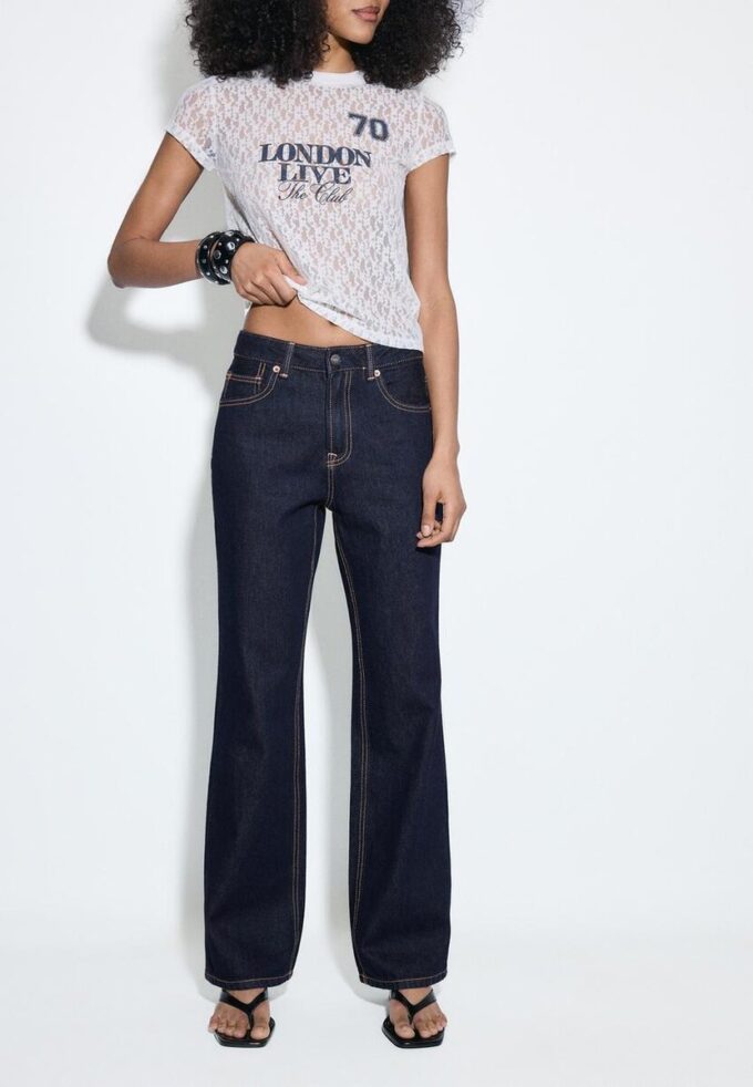 Blugi D92 cu croi drept și Wide Leg Blugi D92 cu croi drept și Wide Leg