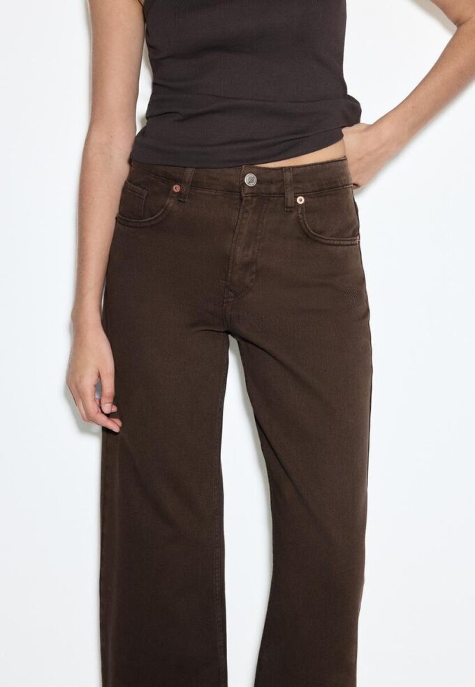 Blugi D92 cu croi drept și Wide Leg Blugi D92 cu croi drept și Wide Leg