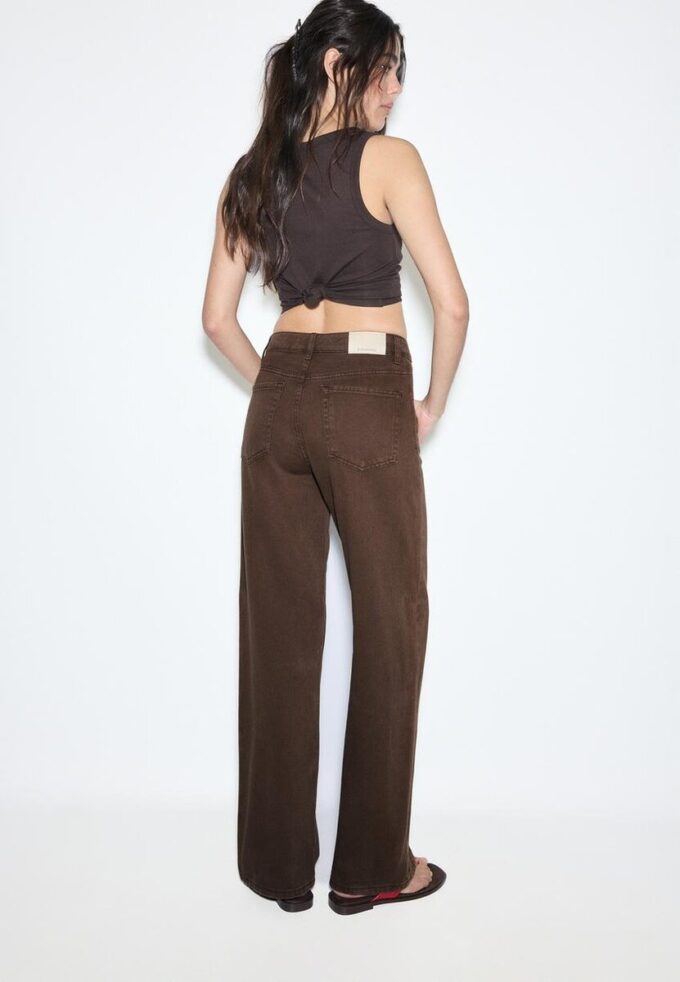 Blugi D92 cu croi drept și Wide Leg Blugi D92 cu croi drept și Wide Leg