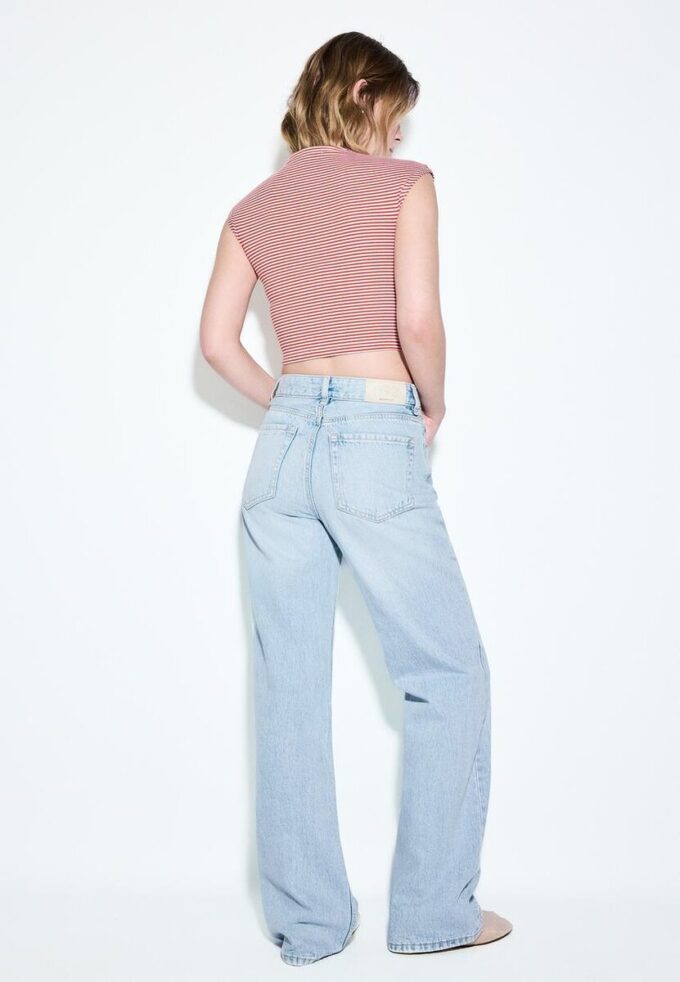 Blugi D92 cu croi drept și Wide Leg Blugi D92 cu croi drept și Wide Leg