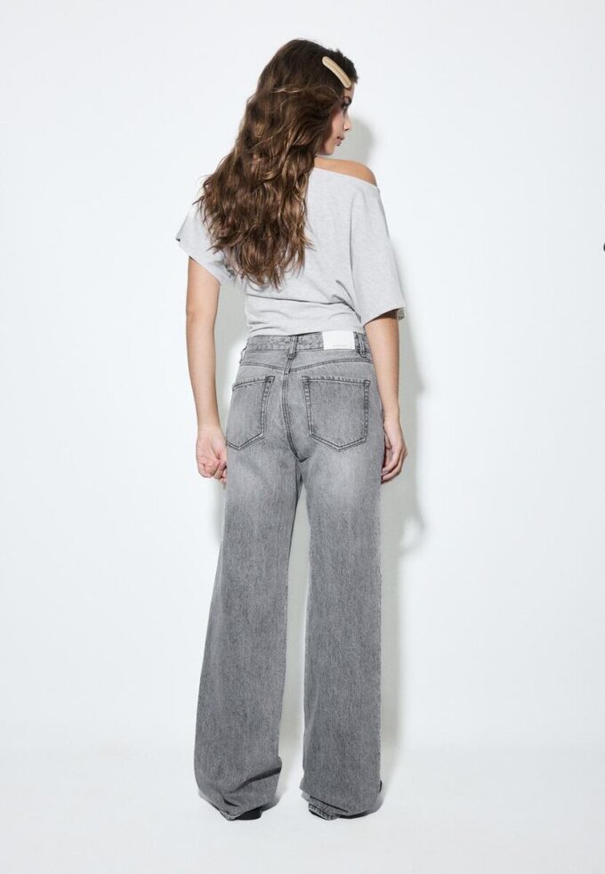 Blugi D92 cu croi drept și Wide Leg Blugi D92 cu croi drept și Wide Leg