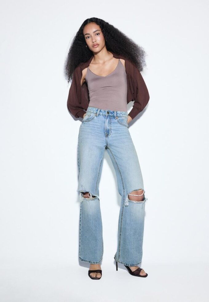 Blugi D92 cu croi drept și Wide Leg Blugi D92 cu croi drept și Wide Leg