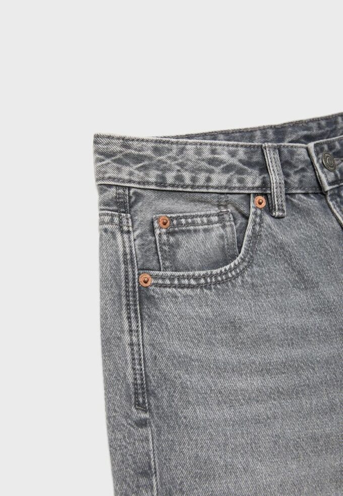 Blugi D92 cu croi drept și Wide Leg Blugi D92 cu croi drept și Wide Leg
