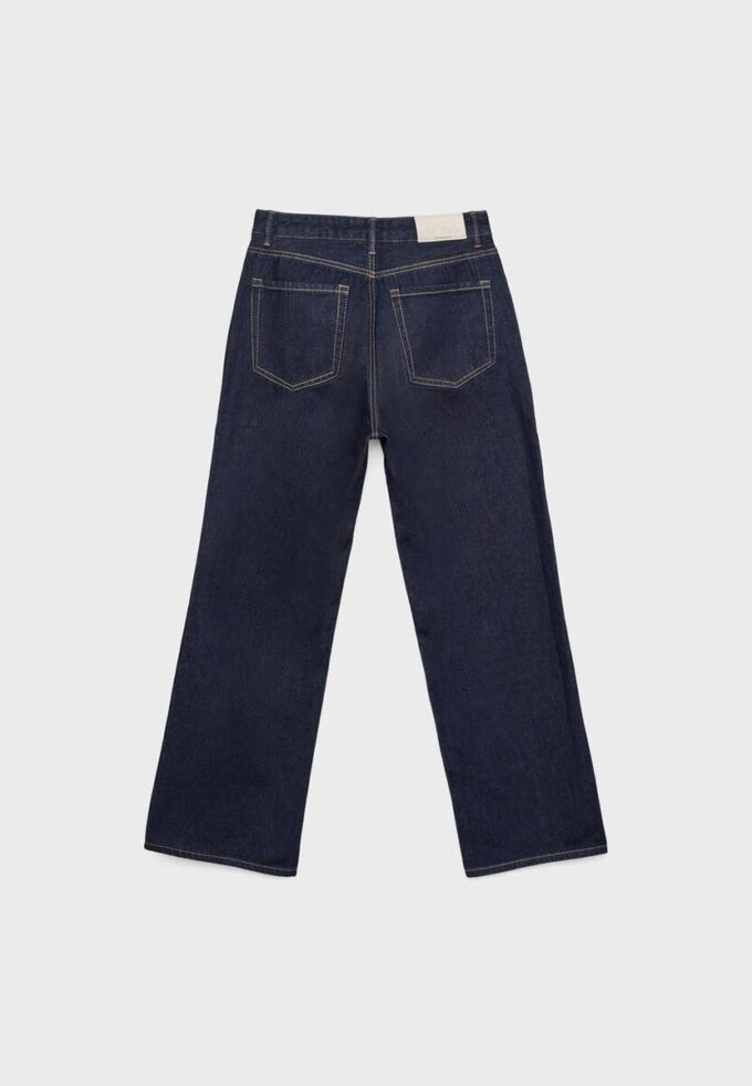 Blugi D92 cu croi drept și Wide Leg Blugi D92 cu croi drept și Wide Leg