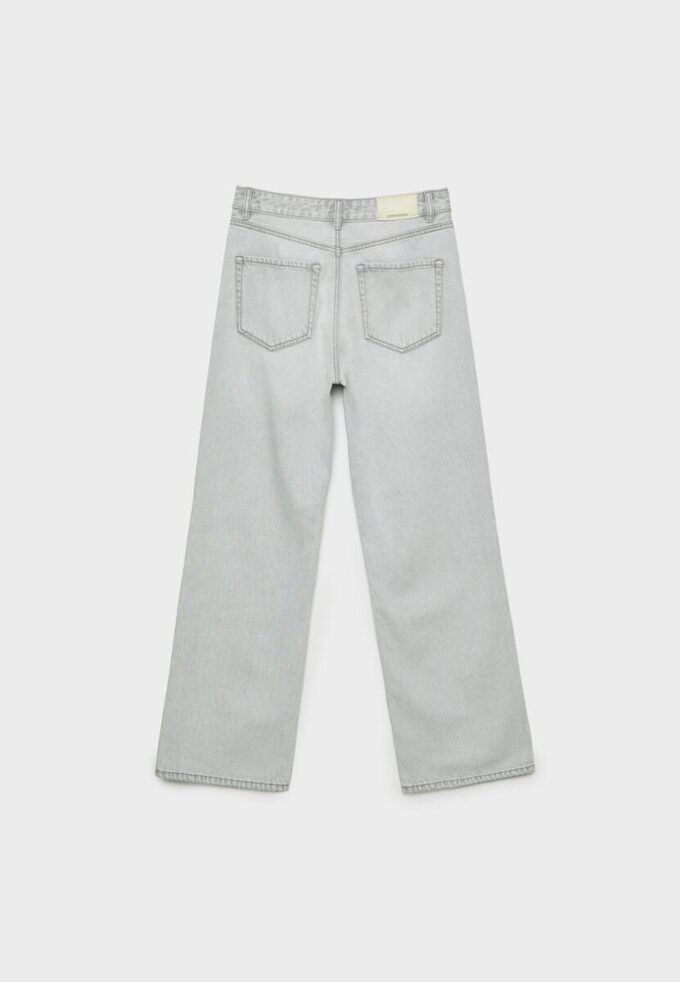 Blugi D92 cu croi drept și Wide Leg Blugi D92 cu croi drept și Wide Leg