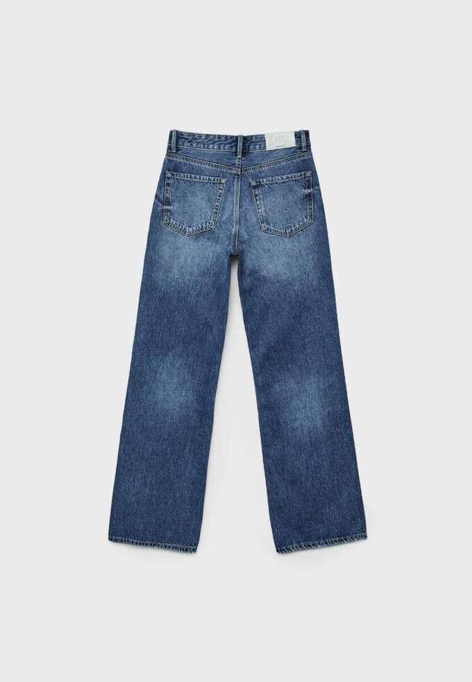 Blugi D92 cu croi drept și Wide Leg Blugi D92 cu croi drept și Wide Leg