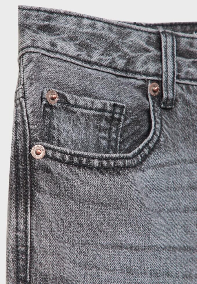 Blugi D92 cu croi drept și Wide Leg Blugi D92 cu croi drept și Wide Leg