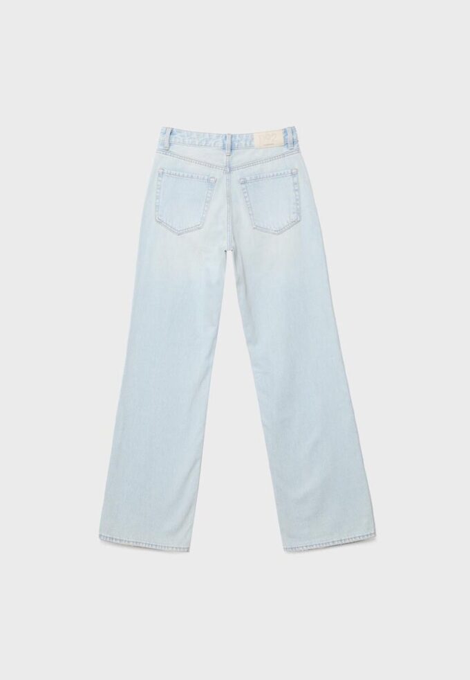 Blugi D92 cu croi drept și Wide Leg Blugi D92 cu croi drept și Wide Leg