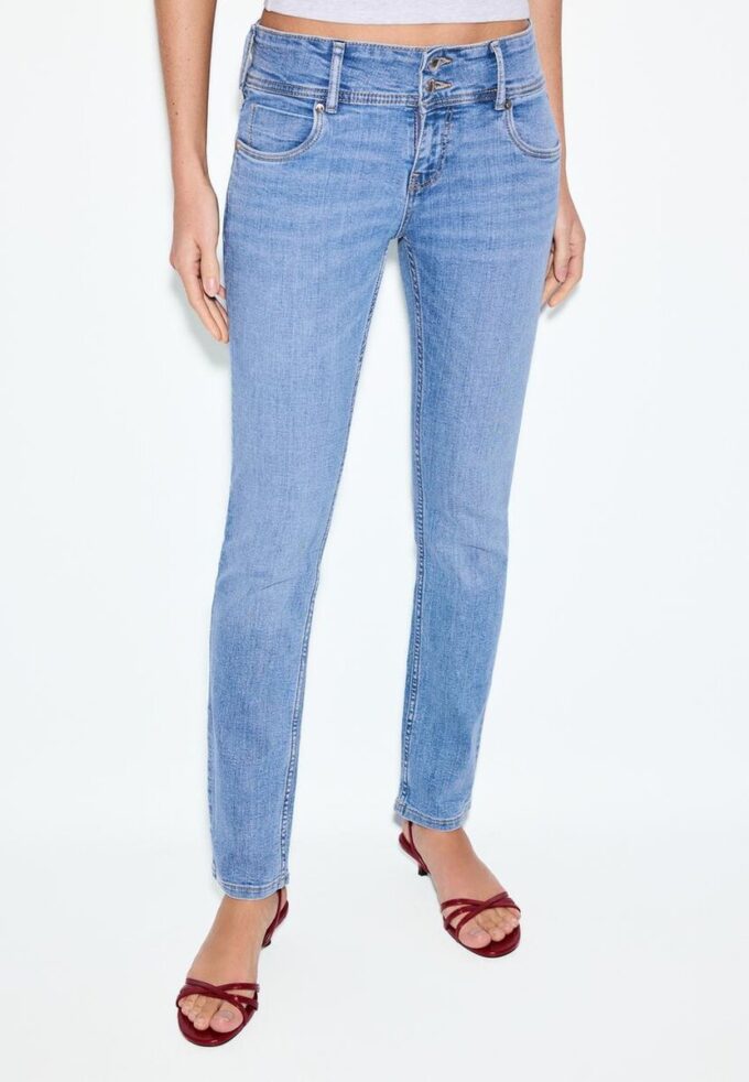 Blugi slim fit cu talie joasă Blugi slim fit cu talie joasă