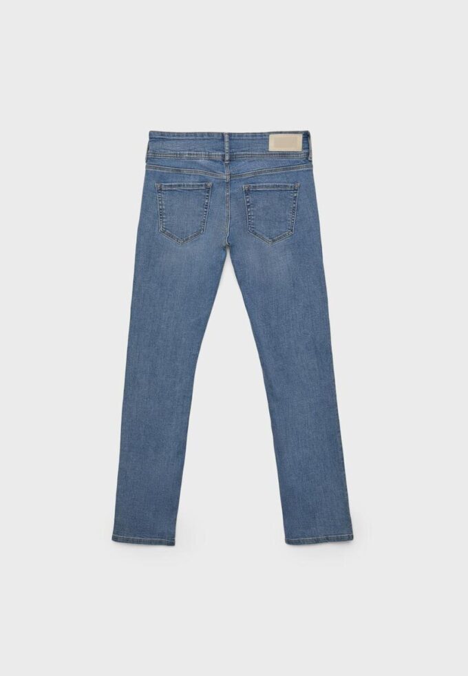 Blugi slim fit cu talie joasă Blugi slim fit cu talie joasă