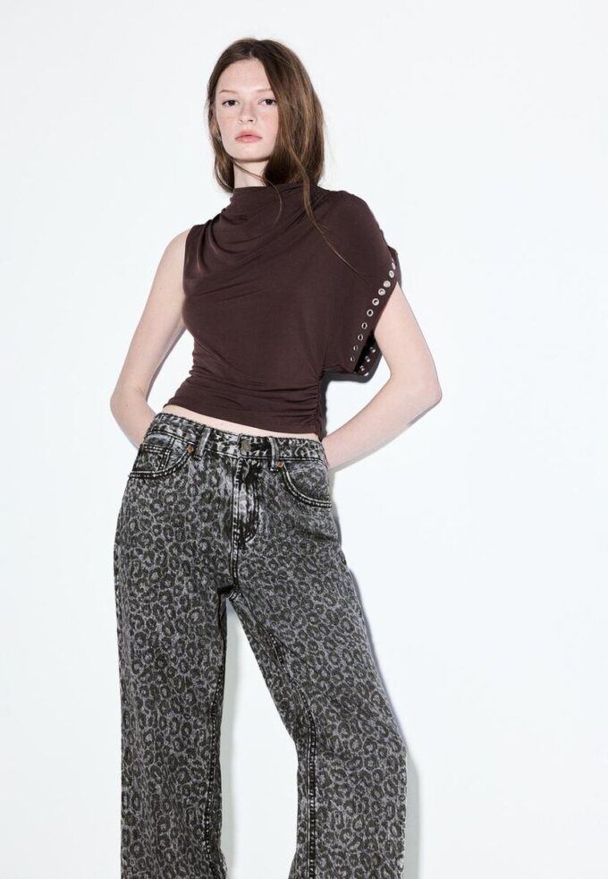 Blugi Wide Leg cu croi larg și imprimeu leopard Blugi Wide Leg cu croi larg și imprimeu leopard