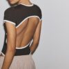 Body cu decupaj la spate