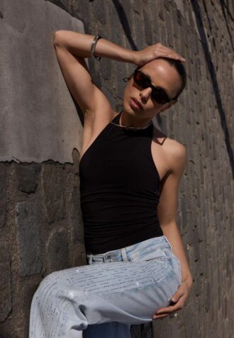 Body cu gât halter