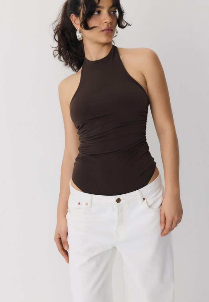 Body cu gât halter Body cu gât halter