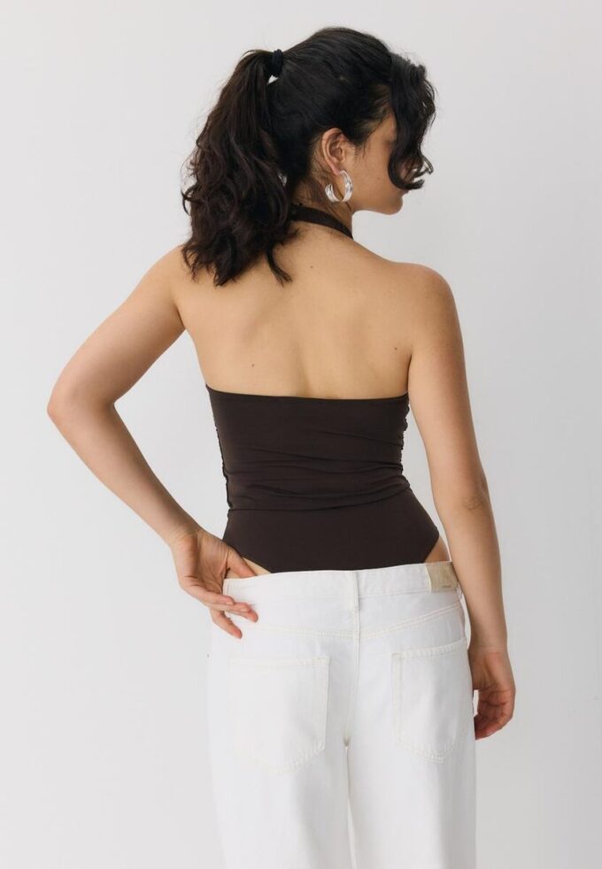 Body cu gât halter Body cu gât halter