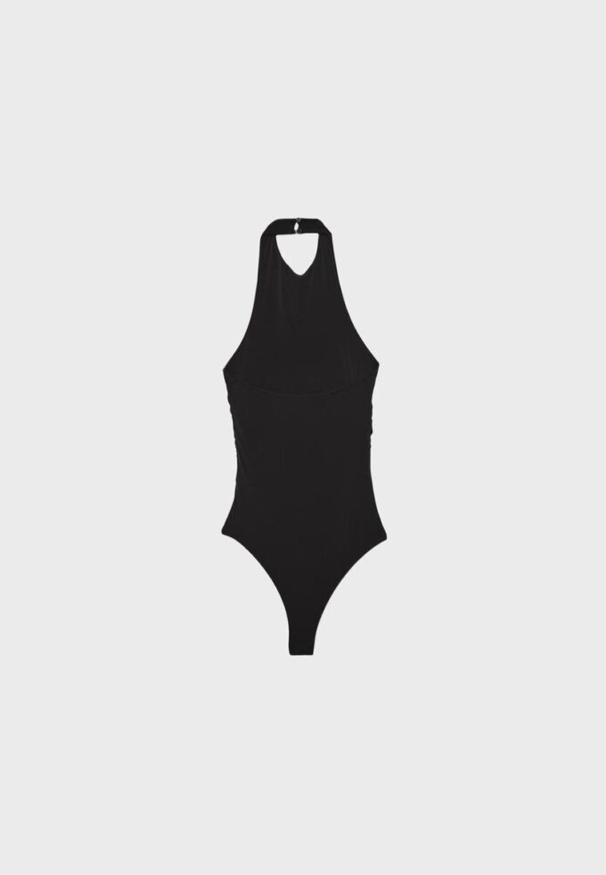 Body cu gât halter