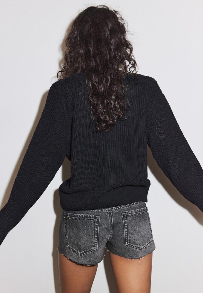 Cardigan din tricot cu nasturi Cardigan din tricot cu nasturi