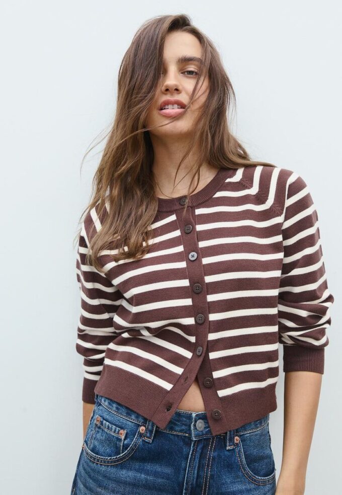 Cardigan din tricot cu nasturi și mâneci raglan