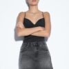D60 Fustă mini din denim de articole de bază D60 Fustă mini din denim de articole de bază