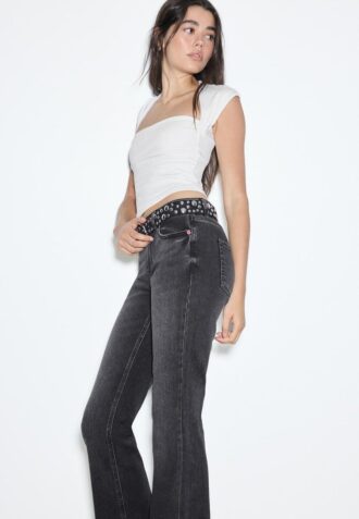 D67 Blugi slim bootcut