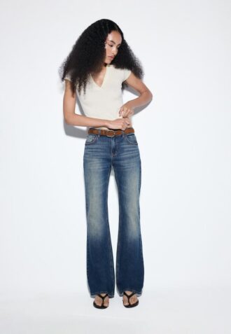 D68 Blugi boot-cut cu curea