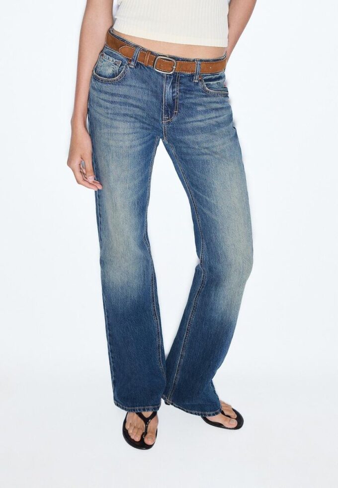 D68 Blugi boot-cut cu curea