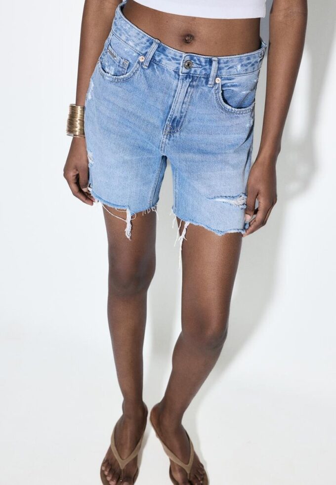 D93 Pantaloni scurți lungi din denim D93 Pantaloni scurți lungi din denim