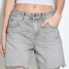 D93 Pantaloni scurți lungi din denim D93 Pantaloni scurți lungi din denim