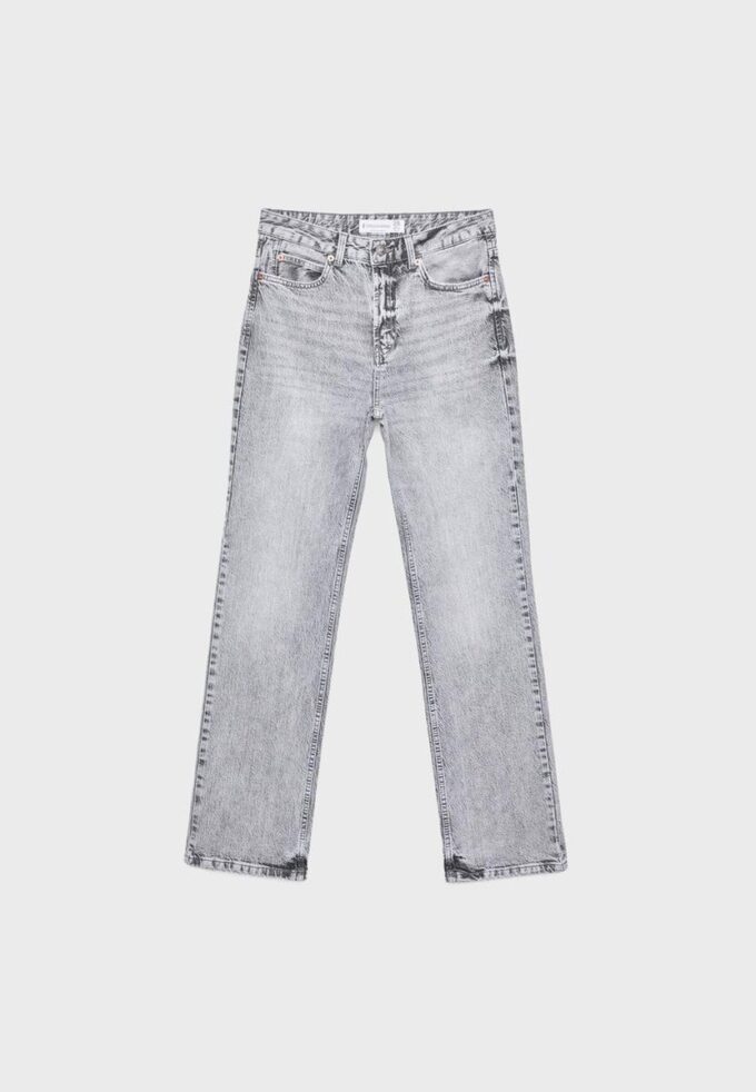 D98 Blugi cu croi drept