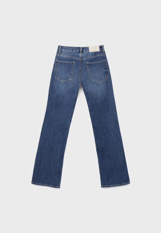 D98 Blugi cu croi drept D98 Blugi cu croi drept