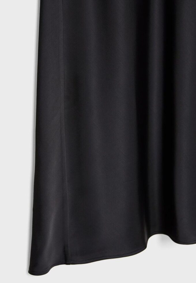 Fustă midi din satin Fustă midi din satin