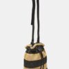 Geantă crossbody croșetată în culori contrastante Geantă crossbody croșetată în culori contrastante