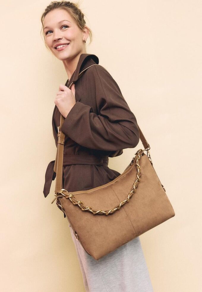 Geantă crossbody cu detaliu lanț Geantă crossbody cu detaliu lanț