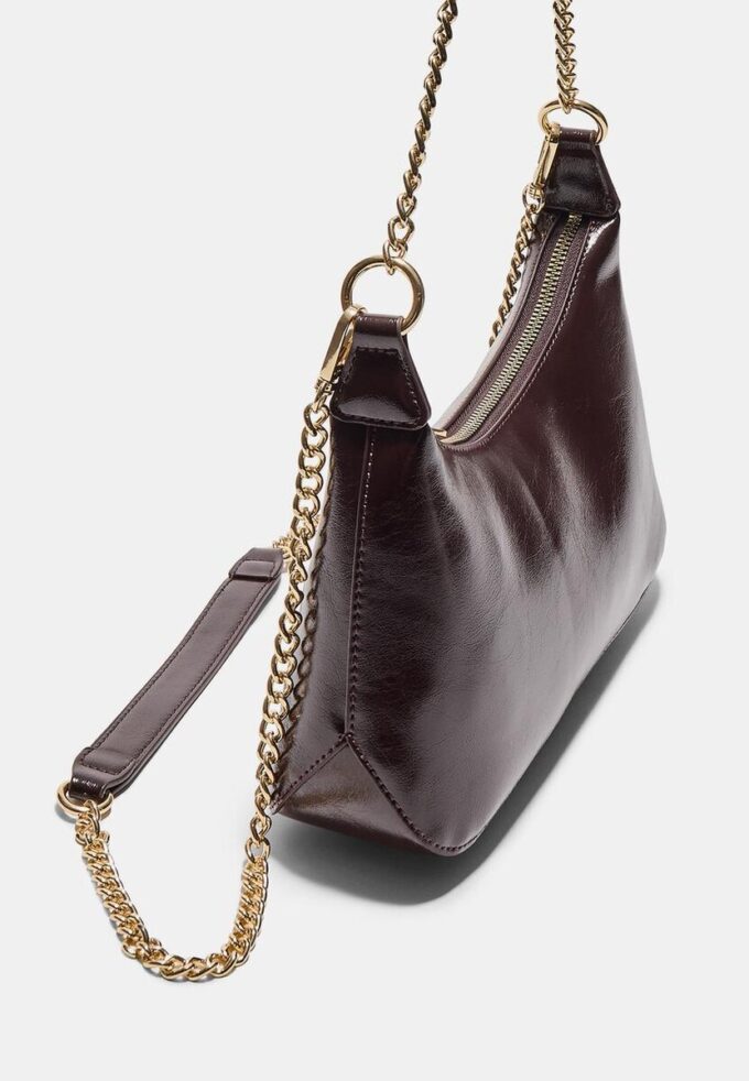 Geantă crossbody cu lanțuri