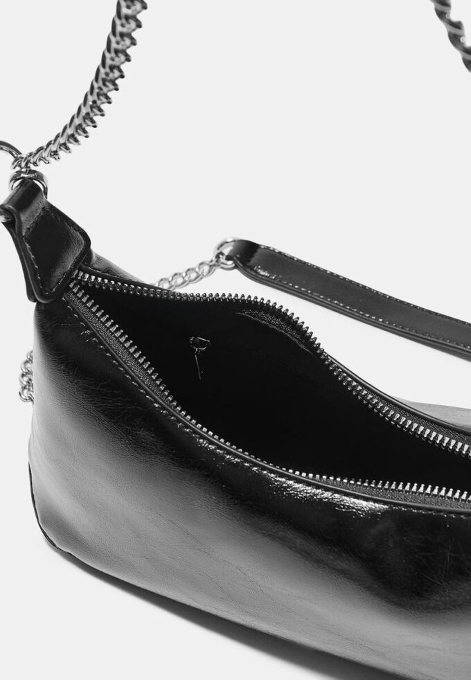 Geantă crossbody cu lanțuri