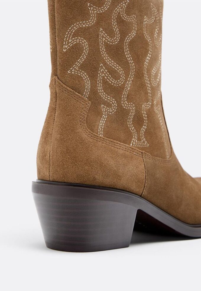 Ghete din piele cu toc cowboy