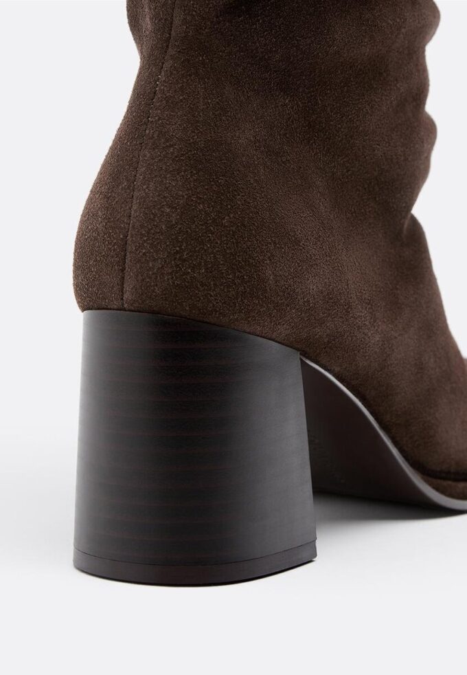 Ghete din piele cu toc slouchy, cu croi lejer