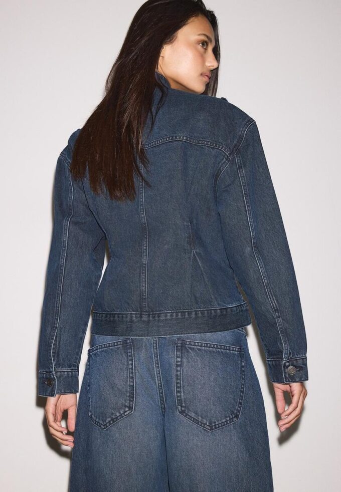 Jachetă din denim cu croi încrucișat Jachetă din denim cu croi încrucișat