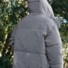 Jachetă matlasată oversize cu glugă Jachetă matlasată oversize cu glugă