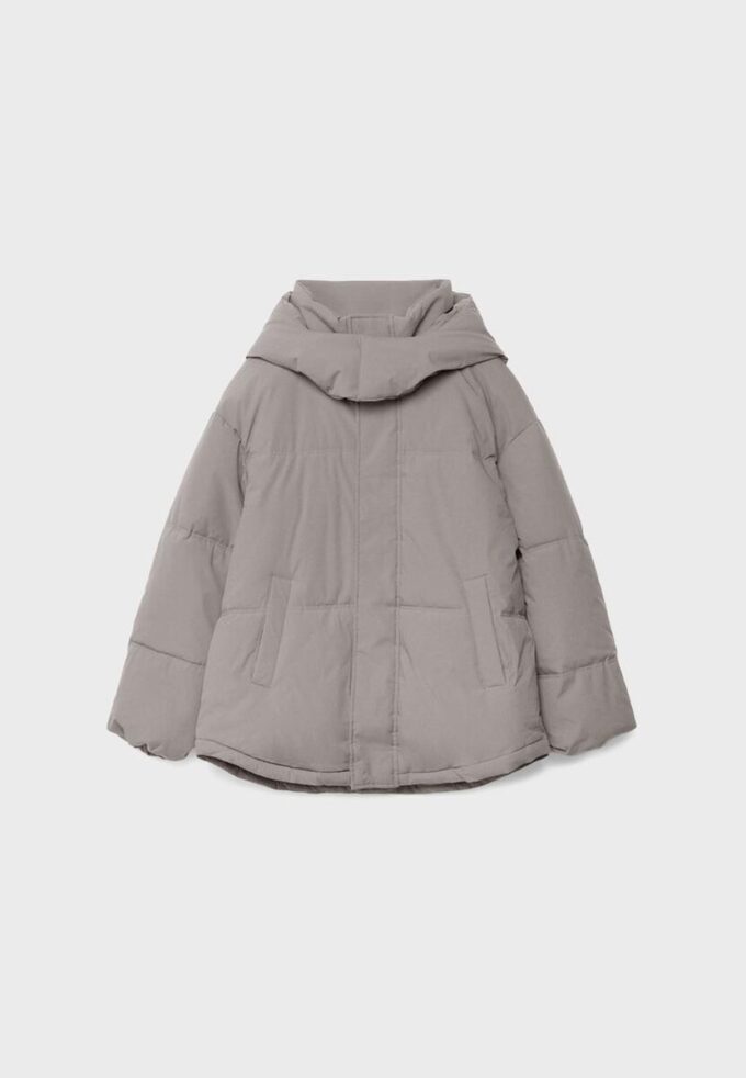 Jachetă matlasată oversize cu glugă Jachetă matlasată oversize cu glugă