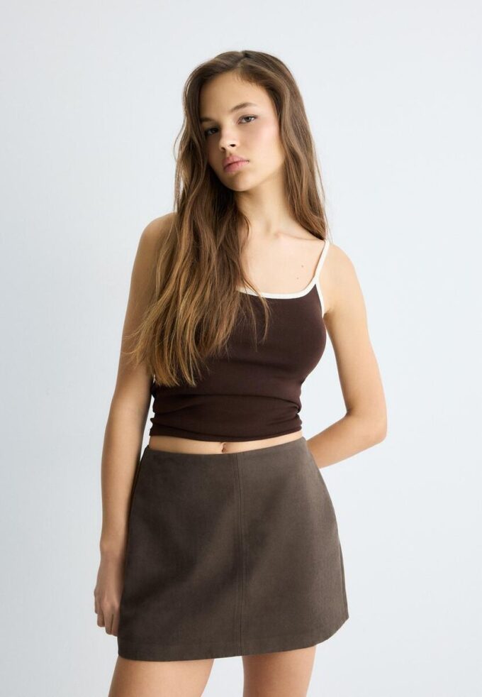 Mini-Skort din imitație de piele de căprioară Mini-Skort din imitație de piele de căprioară