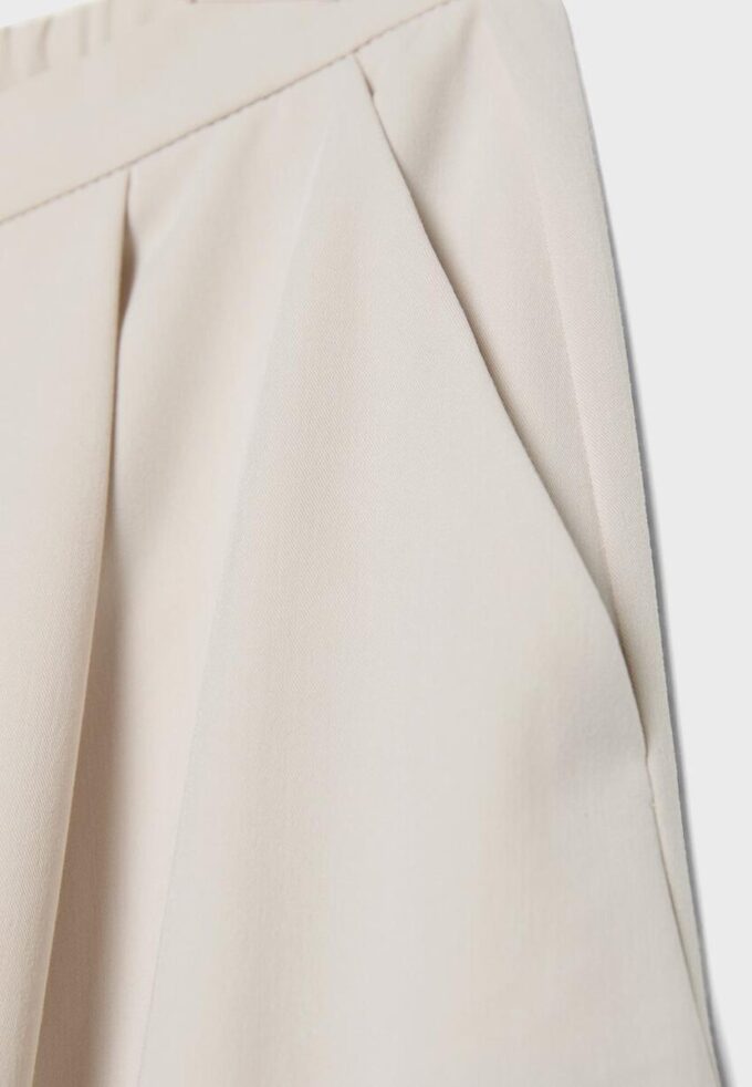 Pantaloni Balloon Fit, cu croială elegantă, largă